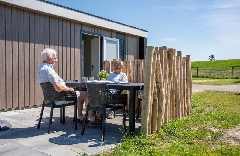 Modern chalet ijsselmeer